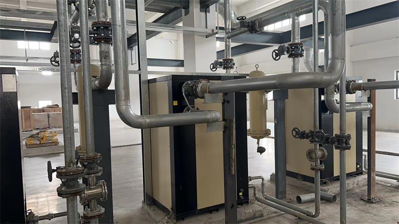 中央空調(diào)冷卻塔噪聲,冷卻塔降噪解決方案,中央空調(diào)冷卻塔噪音擾民舉報(bào)案例